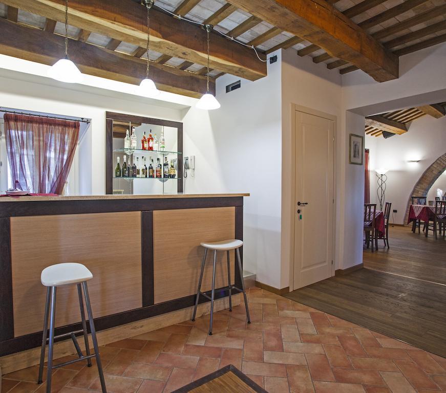 Il Ristoro Del Viandante Hotel Offagna Kültér fotó